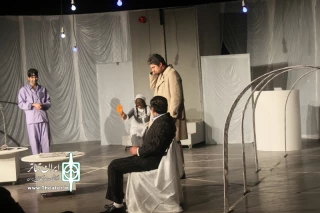 اجرای نمایش «مهمانسرای دو دنیا» در تماشاخانه شمس بجنورد