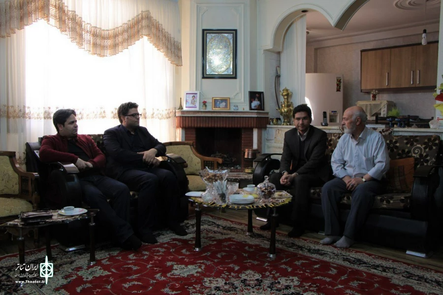 دیدار مدیرکل فرهنگ و ارشاد اسلامی خراسان شمالی، معاون هنری و رئیس انجمن هنرهای نمایشی استان از پیشکسوتان این عرصه بمناسبت روز ملی تئاتر 5