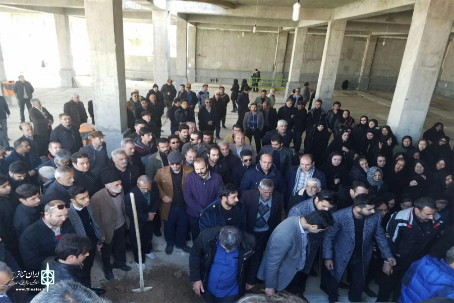 مراسم تشییع پیکر بازیگر پیشکسوت تئاتر بجنورد حسن فدایی