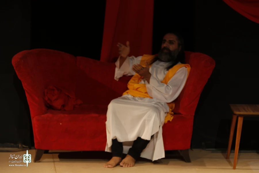 نمایش سرزمین ممنوعه به کارگردانی مرتضی رستمی